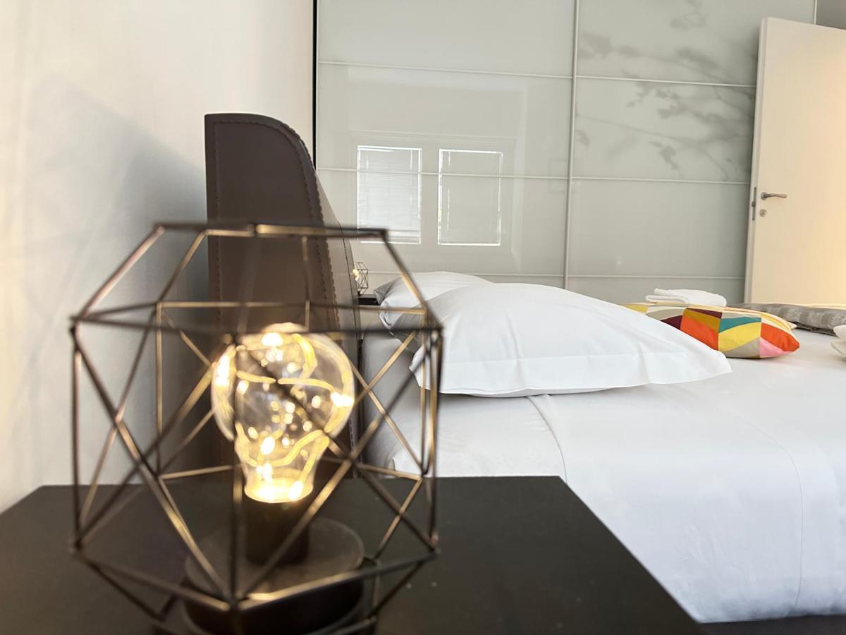 Feel - Casa Di Luce Apartman Bergamo Kültér fotó